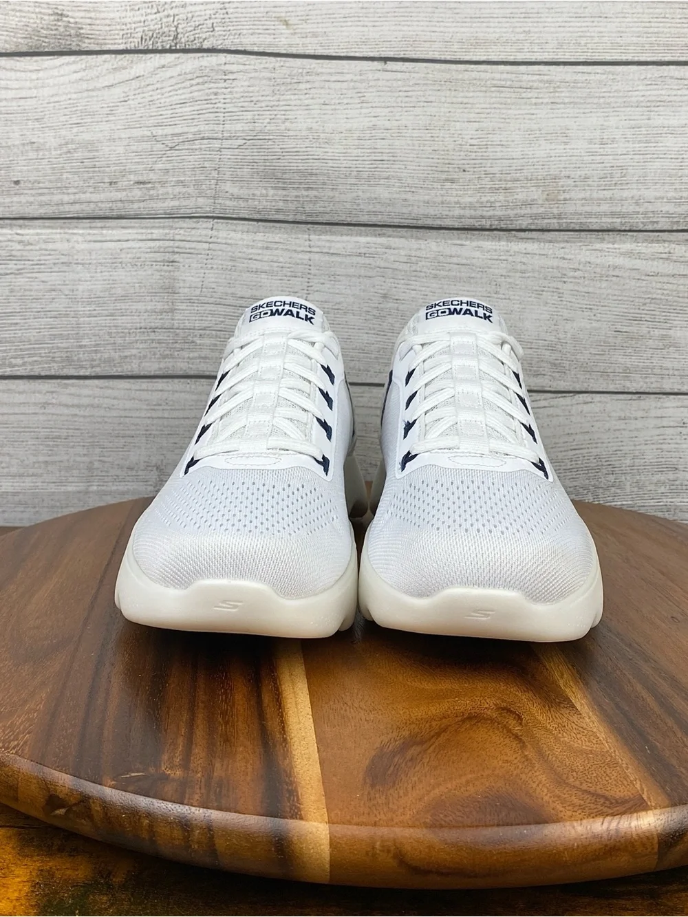 Skechers Slip Ins Go Walk Massage Fit White Navy Comfort Shoes Men’s Size 8.5